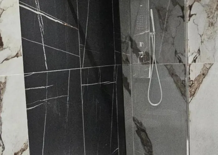 ベッド・アンド・ブレックファスト Il Cortiletto 2 3*